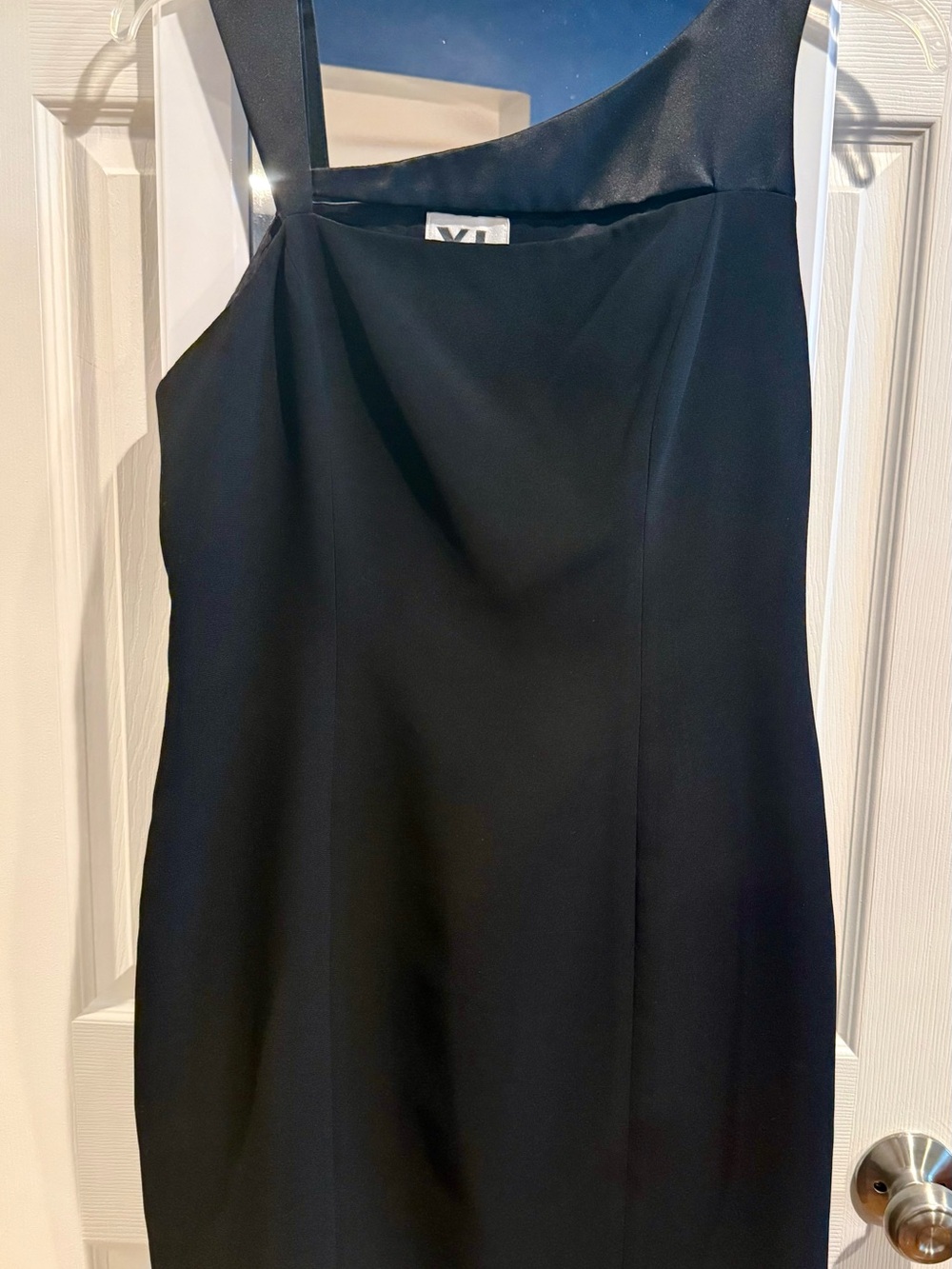 Black One-Shoulder Cocktail Dress